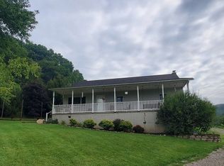 11825 Plainfield Rd, New Concord, OH 43762