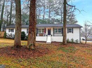 10 Valley Forest Ln SE, Smyrna, GA