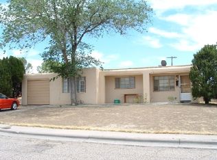 2002 Snow Dr, Alamogordo, NM 88310