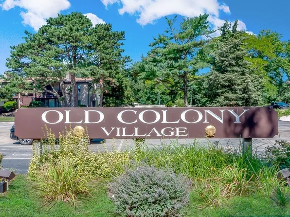 42 Old Colony Way APT 23, Orleans, MA 02653
