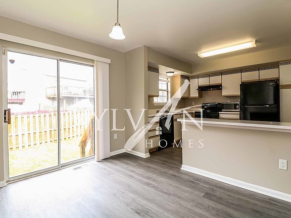 019-photo-dining-room-11466953_08042022