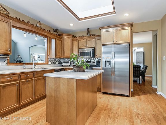 5th image of 14747 Margust Ln