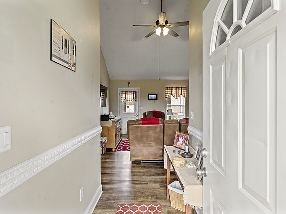 5th image of 3954 Honeysuckle Way