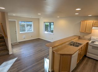 5863 Cedar St UNIT 101, Ferndale, WA 98248