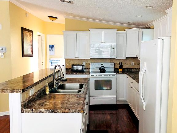 2nd image of 1063 La Paloma Blvd #1063