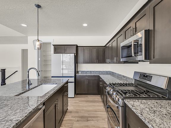 7th image of this home