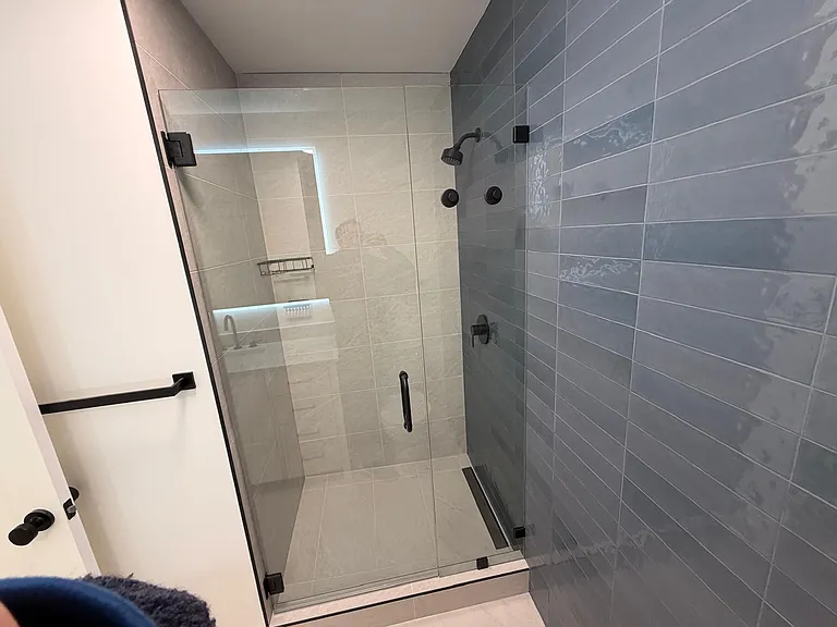 230 Castro St #3 — Photo 9