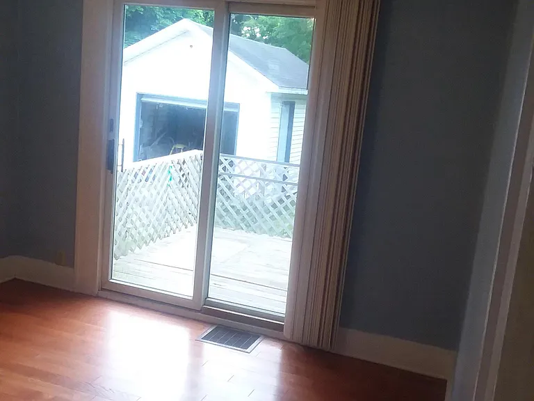 1020 Poxson Ave — Photo 11