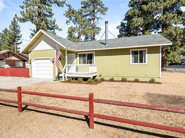 1080 Pan Springs Ln — Photo 1