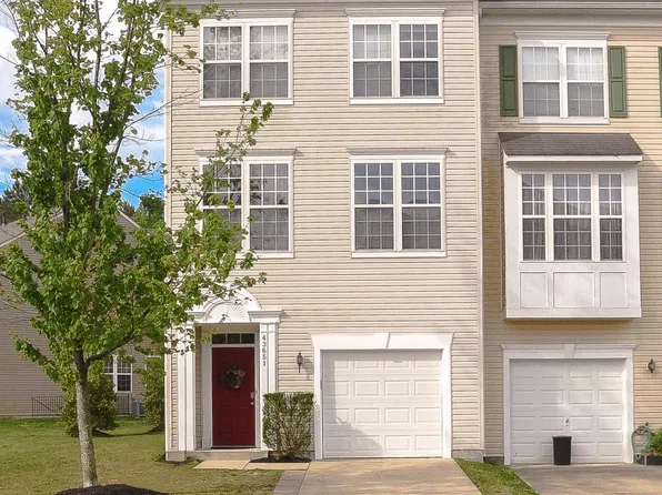 43651 Marguerite St, California, MD 20619