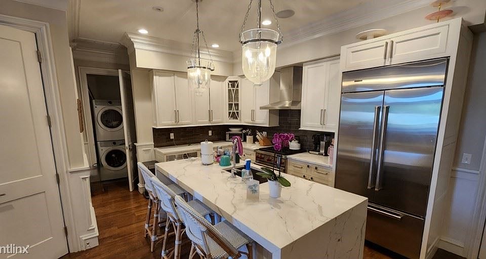 933 East 2nd #10 Boston (South Boston) Unit Photo 2