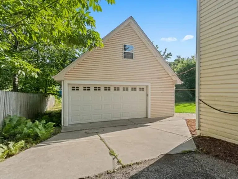 21276 W Arbor Ln — Photo 17