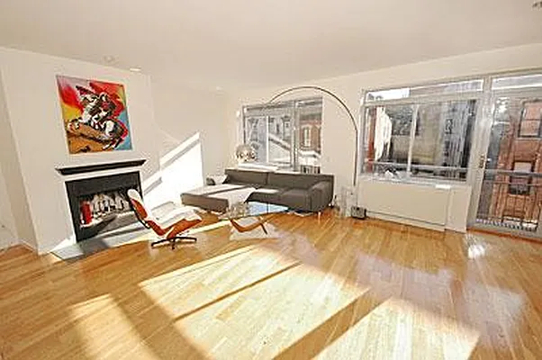 Rented by Veracity NYC LLC | media 37