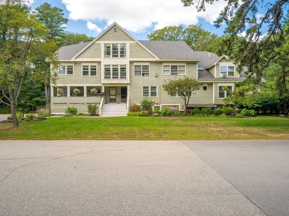 51 Woodland Road #7, Cape Elizabeth, ME 04107