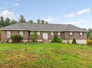 12 Wilshire Ln, Pelham, NH 03076