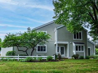 143 Pine Ridge Trl, Madison, WI 53717