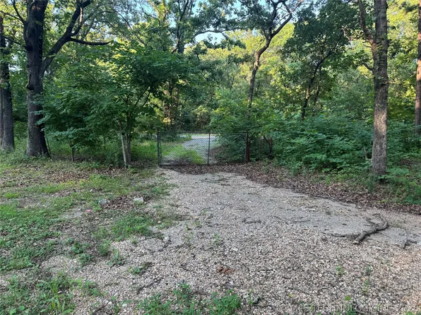 2736 Kenwood Rd, Salina, OK 74365