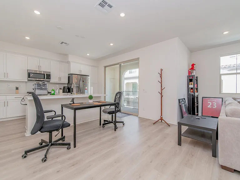 12249 Mirasol Loop #F — Photo 6