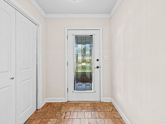 5th image of 3003 E Avery St