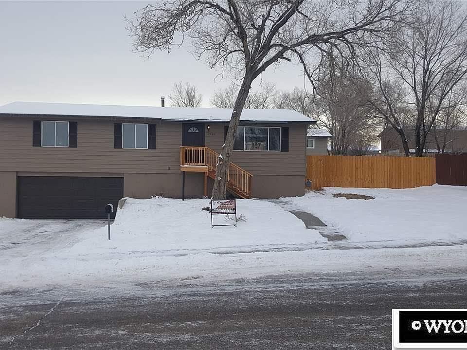 1st image of 1910 Wyoming Dr