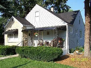 126 S Briggs St photo 1
