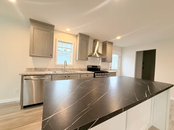 22422 Cedar Dr #39A, Channahon, IL 60410