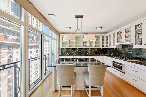 Rented by Mercedes Berk | $31,000