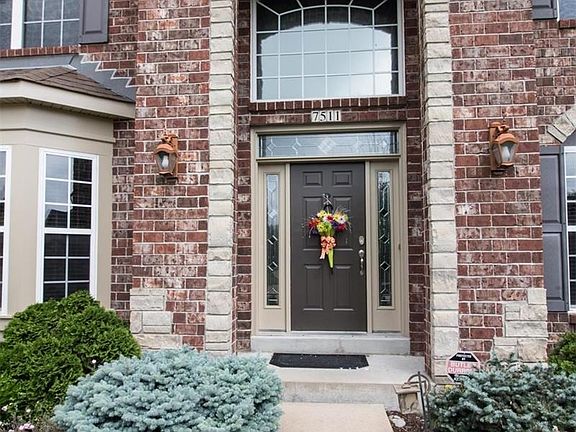 Stunning front entry way to greet you!