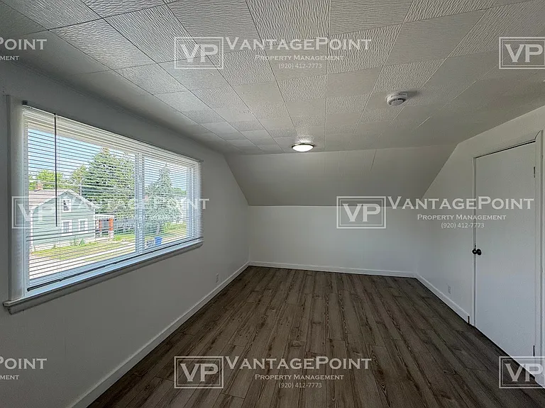 827 W 11th Ave — Photo 8