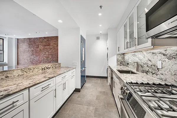 Rented by Corcoran | media 11