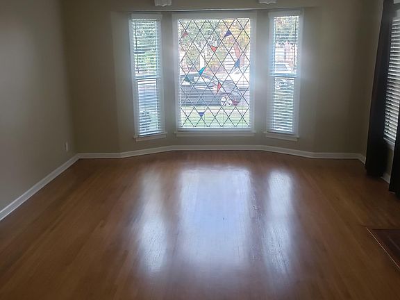 5th image of 1601 S Corning St