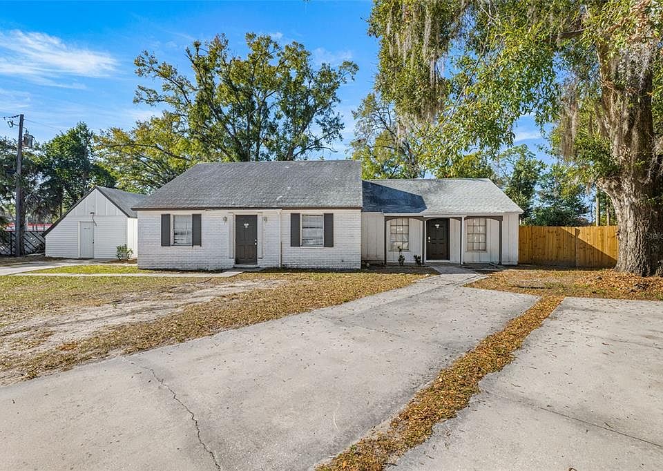 1st image of 1403 COLLEGE PARK LANE