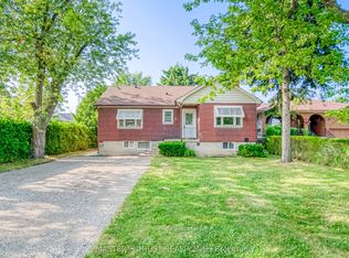 82 Oxford St, Richmond Hill, ON L4C 4L5
