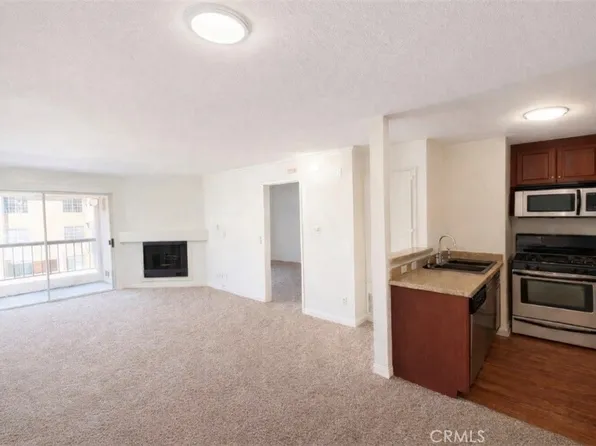 5515 Canoga Ave APT 231, Woodland Hills, CA 91367