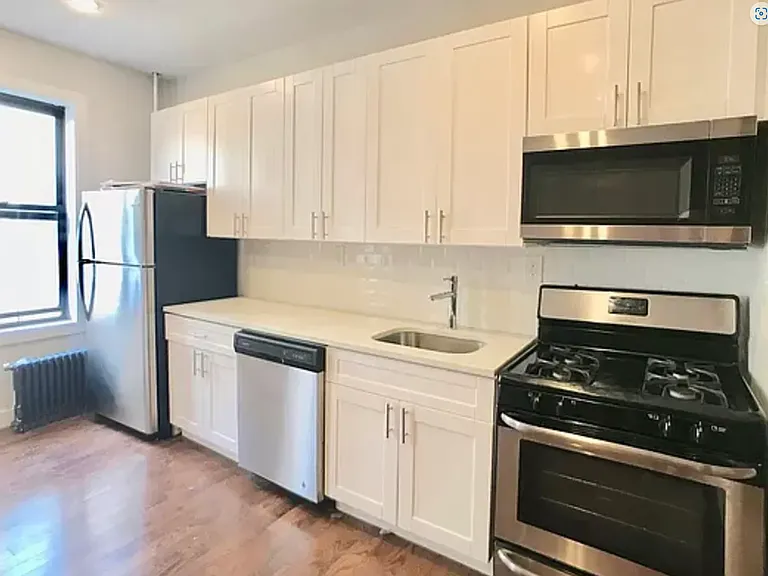 4582 Manhattan College Pkwy #2F — Photo 1