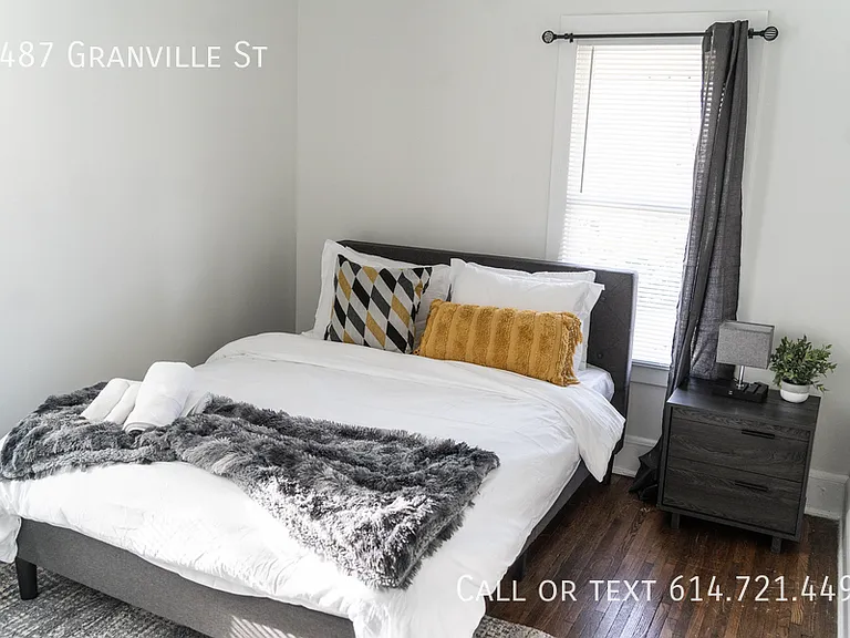 1487 Granville St — Photo 111