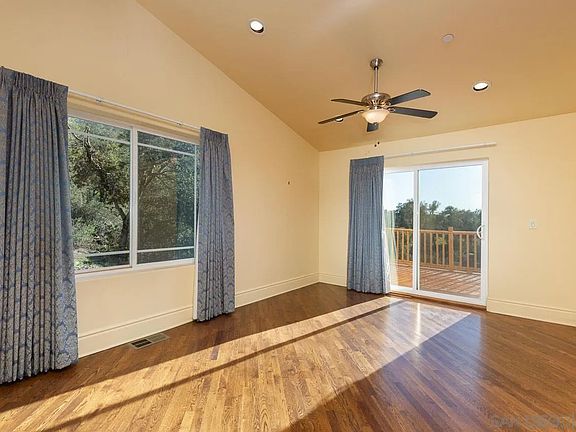 4th image of 1328 Riverwood Rd