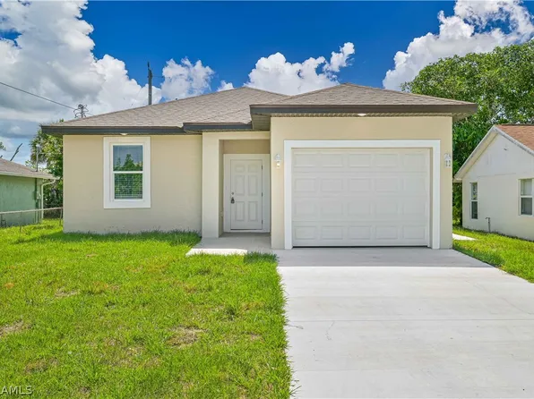 2109 Davis Ct, Fort Myers, FL 33916