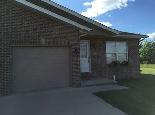 42 Clover Ct, Aviston, IL 62216