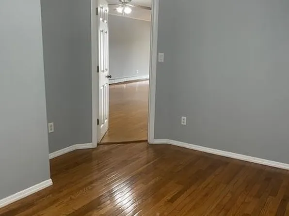 14 Meadow Street image 15 of 49