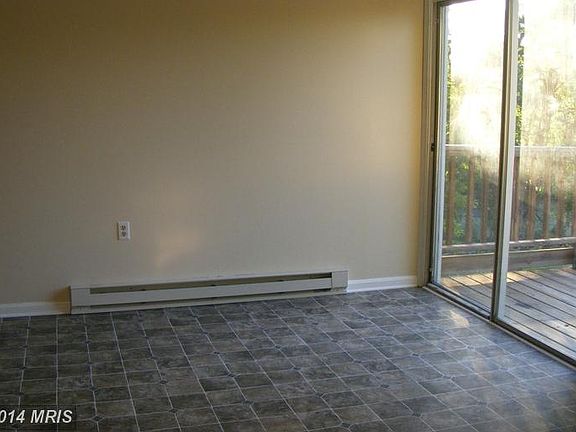 4th image of 112 Woodside Cir