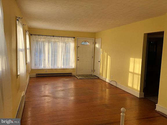 2nd image of 200 Boston Ave