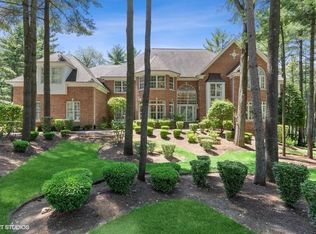 4209 Carlisle Dr, Crystal Lake, IL 60012