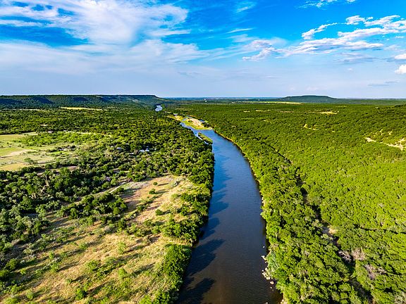 3rd image of Fortune Bend Rd