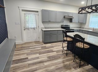 30 April Ln, Hedgesville, WV 25427