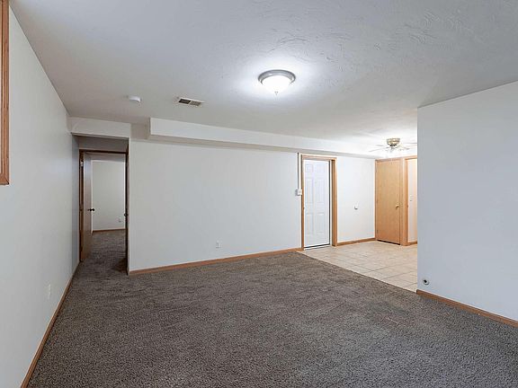 3rd image of 2544 J St #2X1