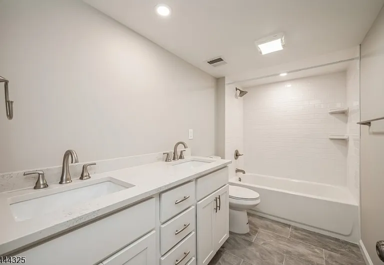 1225 Sussex Tpke — Photo 29