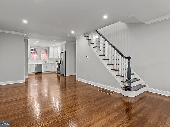 4th image of 1531 Orland St