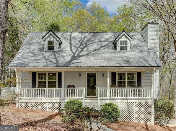 1074 Northwoods Dr, Ball Ground, GA 30107
