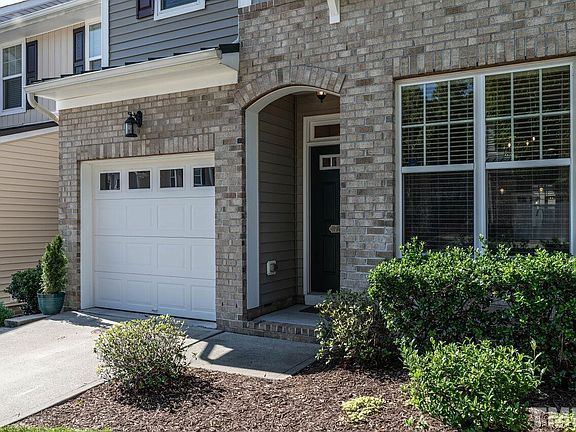 3rd image of 7237 Terregles Dr